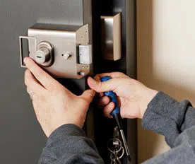 City Locksmith Services Cincinnati, OH 513-988-4015 City Locksmith Services Cincinnati, OH 513-988-4015 - 17-Emergency-Locks-Locksmith